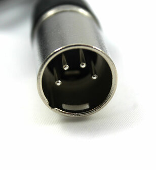 Xlr-4 Neutrik plug